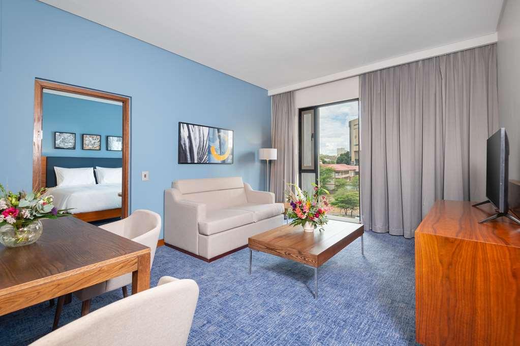 Hilton Garden Inn Windhoek Habitación foto